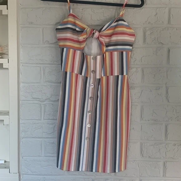 Lovers and Friends Keyhole Front Tie Mini Dress Size Small - Picture 3 of 7